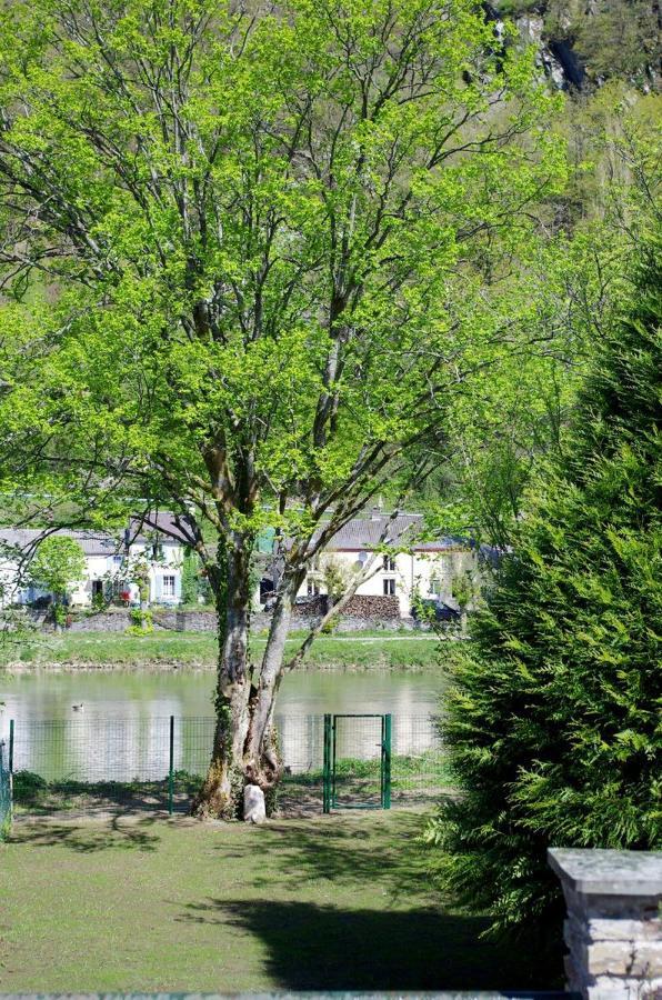 Le Doux Rivage, Proche De Charleville, Jardin Et Acces A La Voie Verte Joigny-sur-Meuse Exterior photo